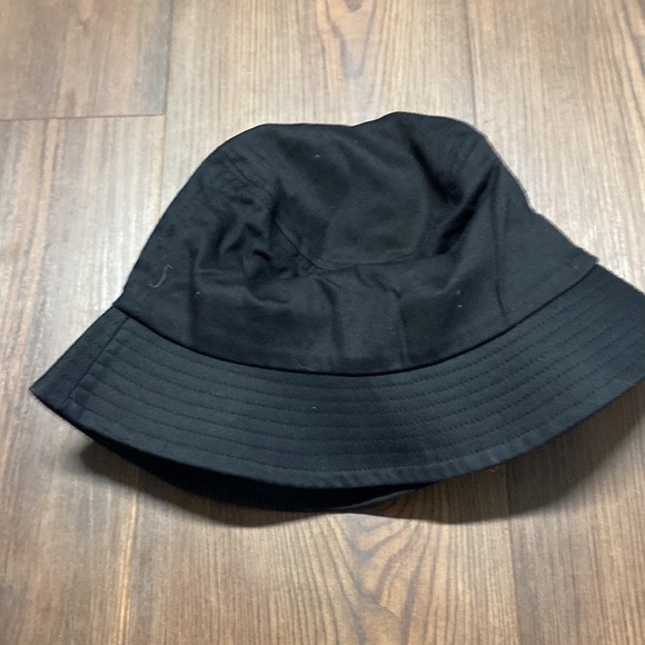 NWOT Black Pride Bucket Hat - Picture 2 of 4